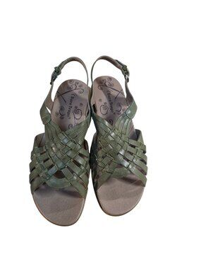 Y2K Bare Traps Leather Sandals Green Size 9W Wide Leather Wedge Comfortable New